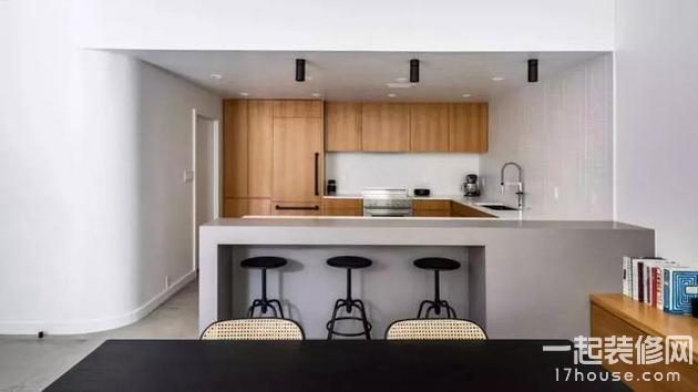 100平的简约风复式别墅 房子不大却也舒适自在 100平的简约风复式别墅 房子不大却也舒适自在